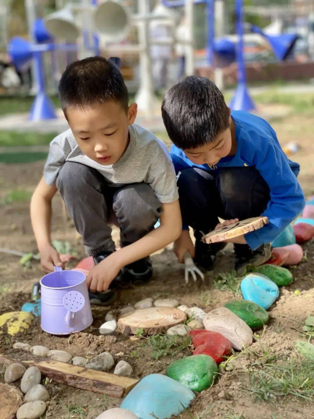 幼儿园户外图画_幼儿园户外图片大全卡通图片_幼儿园户外环境图片