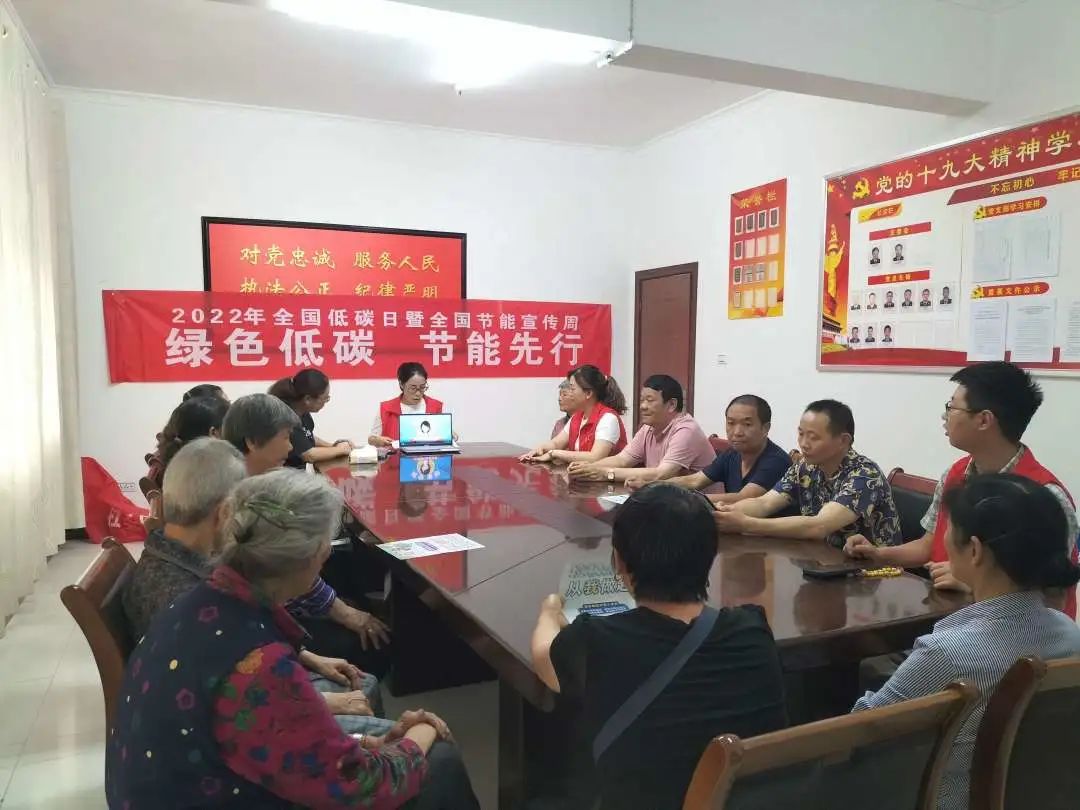低碳环保践于行心灵感悟_践行低碳环保生活方式作文_践行低碳生活的作文